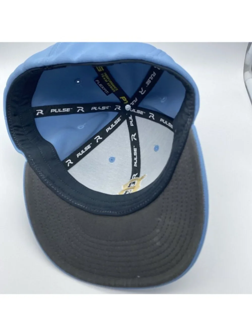 Blacksburg Bruins Blue Cap Hat Richardson Stretch S-M Yellow B